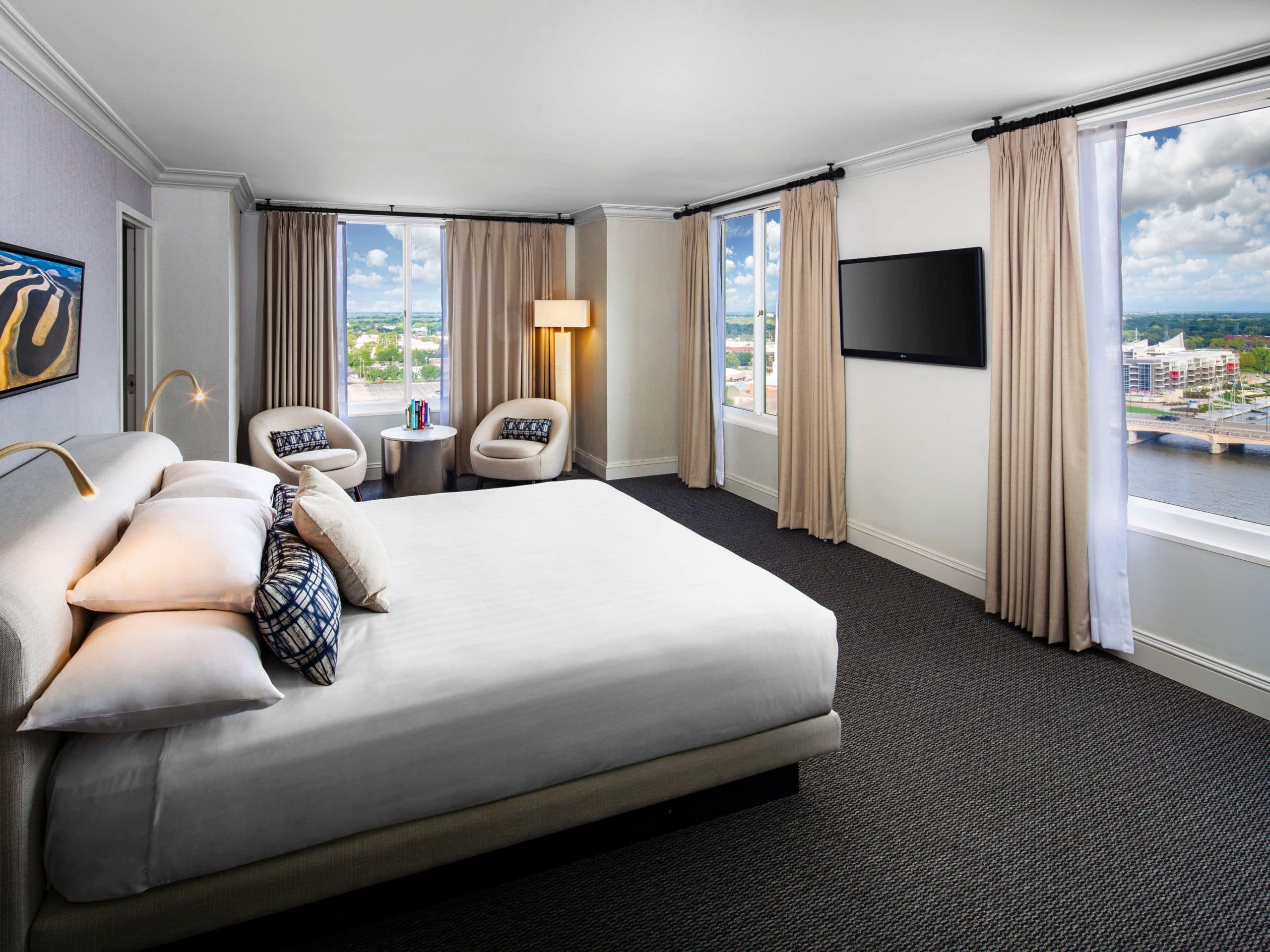Отель Hyatt Regency Уичита Экстерьер фото